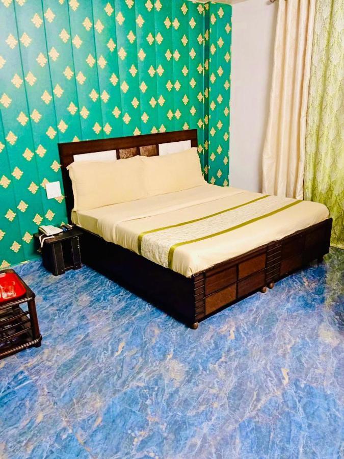 Shivjot Hotel Kharar Екстер'єр фото